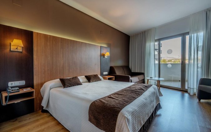 Slaapkamer van hotel Albir Playa in Alicante